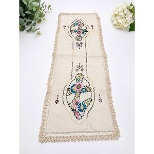 Vintage Hand Embroidered Table‎ Runner Crochet Lace Trim Floral 34x13 Read##